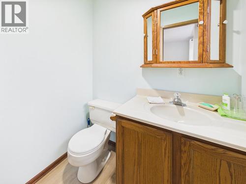 2360 Bailey Road, Williams Lake, BC - Indoor Photo Showing Bathroom