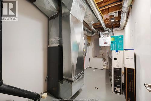 365 County Rd 2, Belle River, ON - Indoor Photo Showing Basement