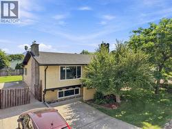 1594 Griffin Terrace Kamloops, BC V2B 7R6
