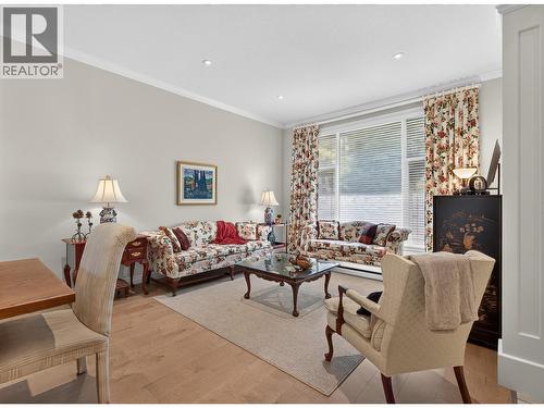Beautifully appointed home. - 3901 Gallaghers Circle, Kelowna, BC - Indoor Photo Showing Living Room