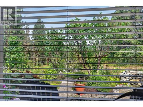 3901 Gallaghers Circle, Kelowna, BC - Outdoor