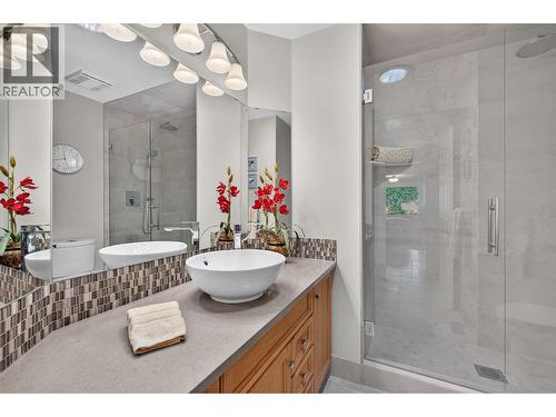 main bath - also remodelled - 3901 Gallaghers Circle, Kelowna, BC - Indoor Photo Showing Bathroom