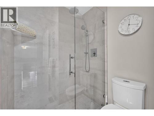 3901 Gallaghers Circle, Kelowna, BC - Indoor Photo Showing Bathroom