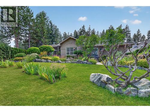 3901 Gallaghers Circle, Kelowna, BC - Outdoor