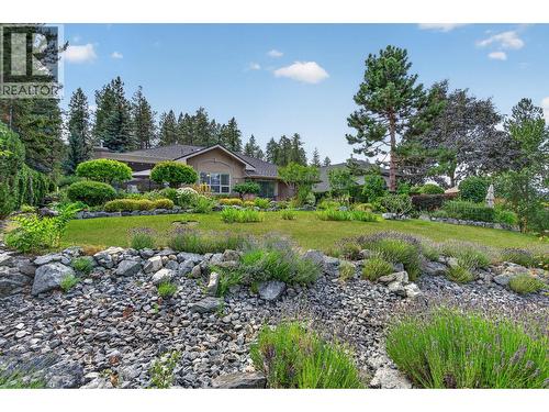 3901 Gallaghers Circle, Kelowna, BC - Outdoor
