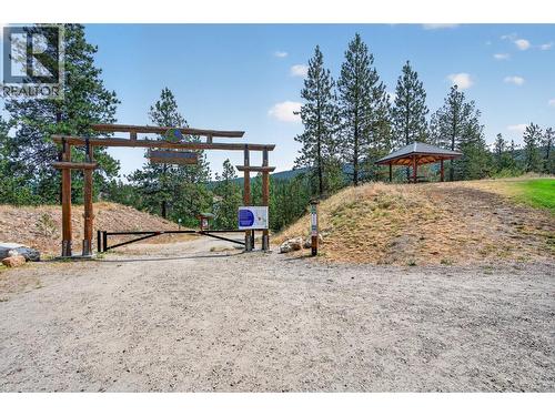 3901 Gallaghers Circle, Kelowna, BC - Outdoor