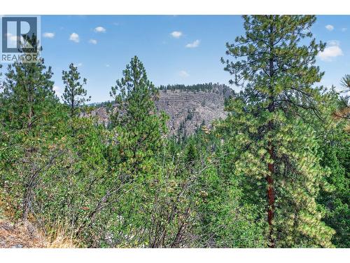 3901 Gallaghers Circle, Kelowna, BC - Outdoor