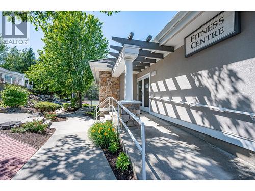 3901 Gallaghers Circle, Kelowna, BC - Outdoor