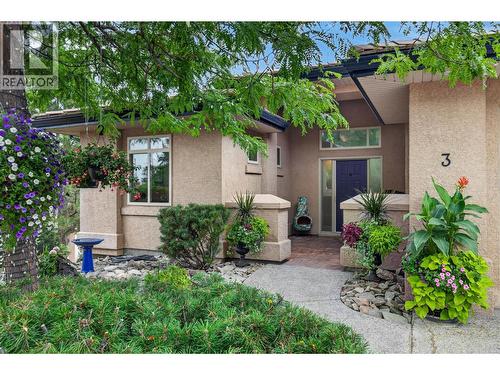 2213 Waddington Court Unit# 3, Kelowna, BC - Outdoor