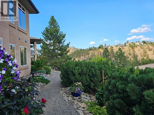 2213 Waddington Court Unit# 3, Kelowna, BC - Outdoor