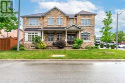 9 PERIDOT ROAD  Brampton, ON L6P 0Z6