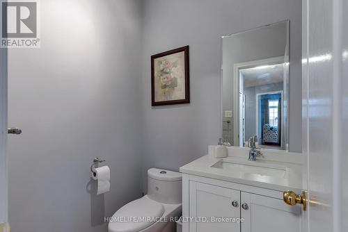 9 Peridot Road, Brampton, ON - Indoor Photo Showing Bathroom