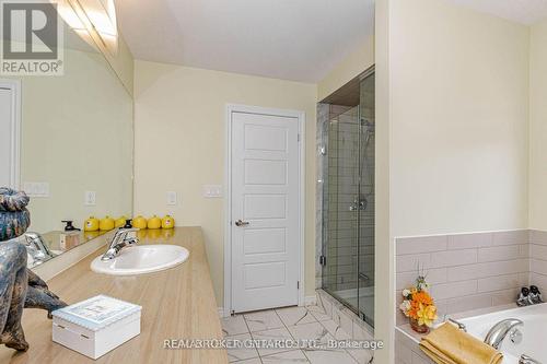 67 Malcolm Crescent, Haldimand, ON - Indoor Photo Showing Bathroom