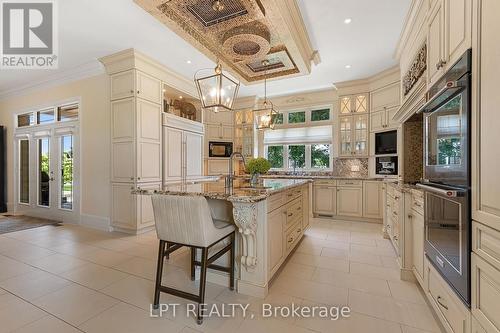 431 Lockmaster Crescent, Ottawa, ON - Indoor Photo Showing Kitchen With Upgraded Kitchen
