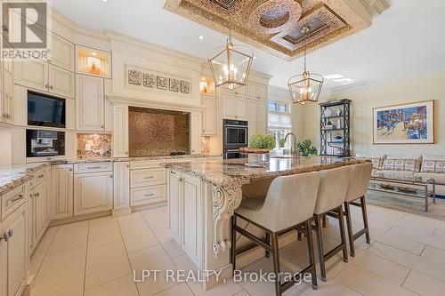 431 Lockmaster Crescent, Ottawa, ON - Indoor Photo Showing Kitchen With Upgraded Kitchen