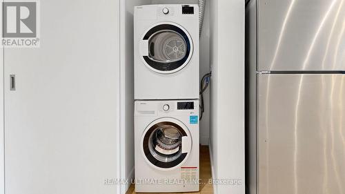2304 - 2A Church Street, Toronto, ON - Indoor Photo Showing Laundry Room