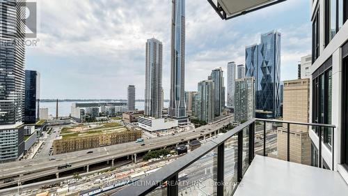 2304 - 2A Church Street, Toronto, ON - Outdoor