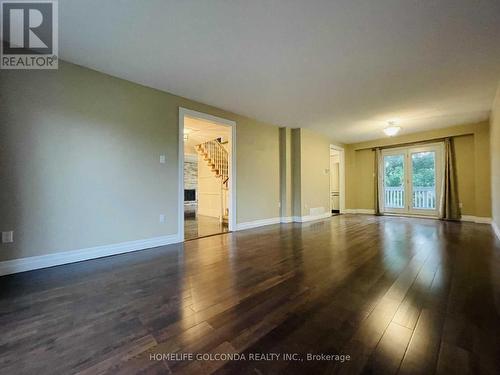 UPPER LEVEL - 909 FERNDALE CRESCENT , Newmarket, Ontario L3Y 6B6 4
