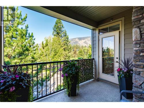 2760 Auburn Road Unit# 212, West Kelowna, BC - Outdoor With Balcony With Exterior