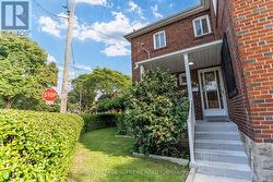 2 - 143 CONNOLLY STREET  Toronto, ON M6N 1E8