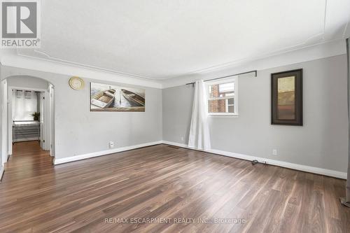 61 Glenmount Avenue, Hamilton, ON - Indoor Photo Showing Other Room