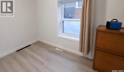 308 26Th Street, Saskatoon, SK - Indoor Photo Showing Other Room