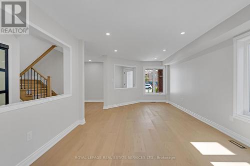 Living Room - 3955 Foxwood Avenue, Mississauga, ON - Indoor Photo Showing Other Room