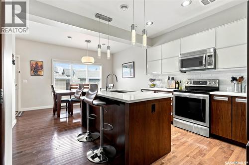 151 Tweed Lane, Saskatoon, SK - Indoor Photo Showing Kitchen With Upgraded Kitchen