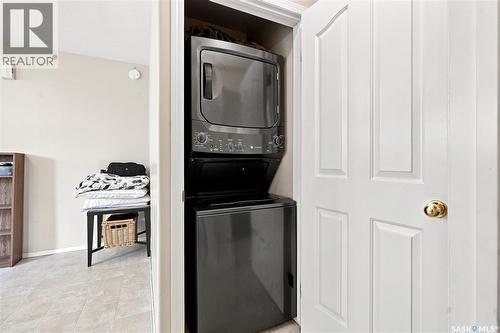 518 Peterson Crescent, Saskatoon, SK - Indoor Photo Showing Laundry Room