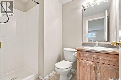 518 Peterson Crescent, Saskatoon, SK - Indoor Photo Showing Bathroom