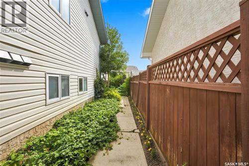 518 Peterson Crescent, Saskatoon, SK - Outdoor
