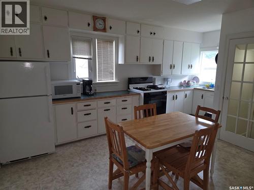 203 1St Street S, Middle Lake, SK - Indoor