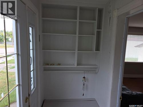 203 1St Street S, Middle Lake, SK - Indoor