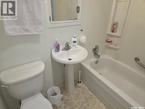 203 1St Street S, Middle Lake, SK - Indoor Photo Showing Bathroom