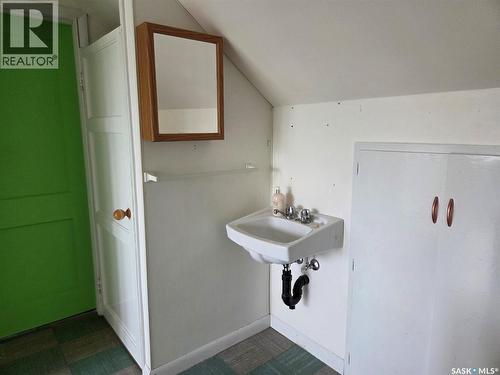 203 1St Street S, Middle Lake, SK - Indoor Photo Showing Other Room