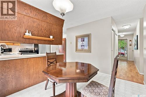 619 Addie Crescent, Saskatoon, SK - Indoor Photo Showing Kitchen