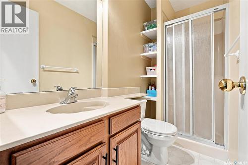 619 Addie Crescent, Saskatoon, SK - Indoor Photo Showing Bathroom
