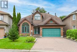9 WELLSMERE COURT  Ottawa, ON K2E 8C2