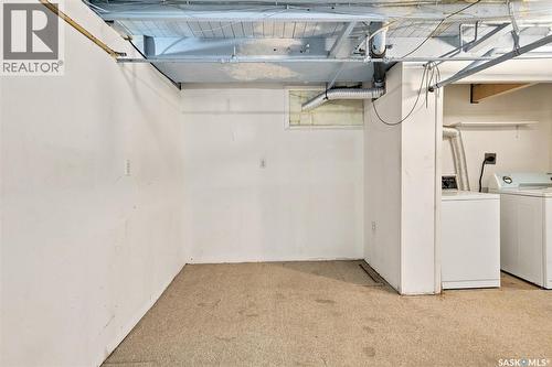 111 9Th Street E, Saskatoon, SK - Indoor Photo Showing Laundry Room