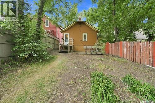 111 9Th Street E, Saskatoon, SK - Outdoor