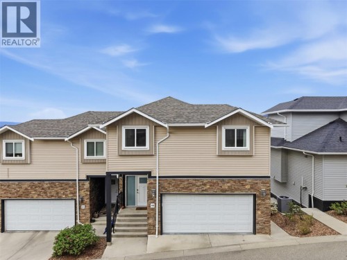438 WADDINGTON Drive Unit# 102  Kamloops, BC V2E 0E1
