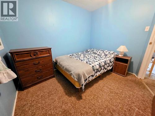 1142 Third Avenue, Trail, BC - Indoor Photo Showing Bedroom