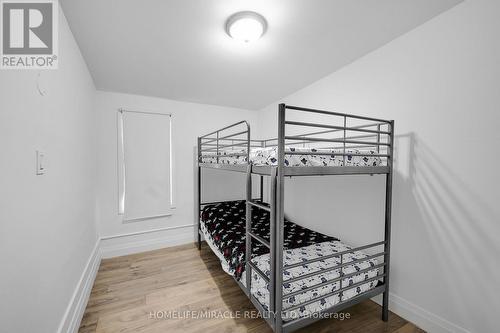 100 Gibson Avenue, Hamilton, ON - Indoor Photo Showing Bedroom