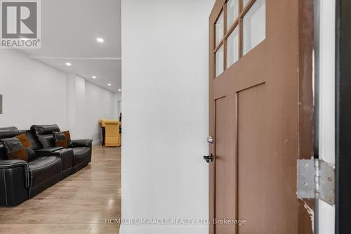 100 Gibson Avenue, Hamilton, ON - Indoor Photo Showing Other Room