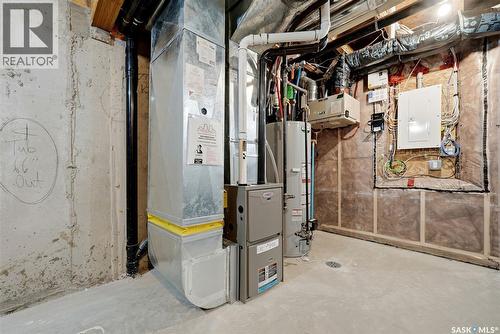 20 5301 Beacon Drive, Regina, SK - Indoor Photo Showing Basement