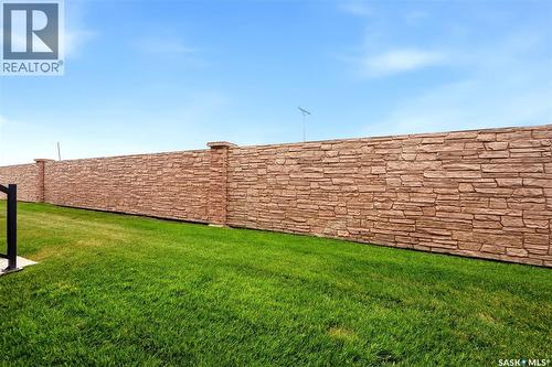 20 5301 Beacon Drive, Regina, SK - Outdoor