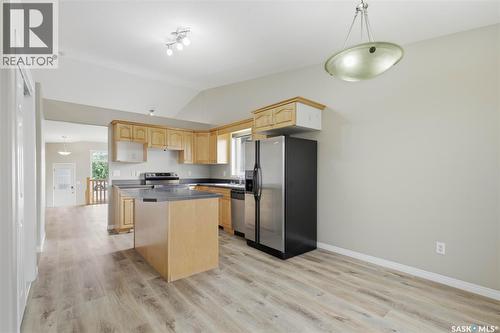 7323 Maple View Crescent, Regina, SK - Indoor Photo Showing Kitchen