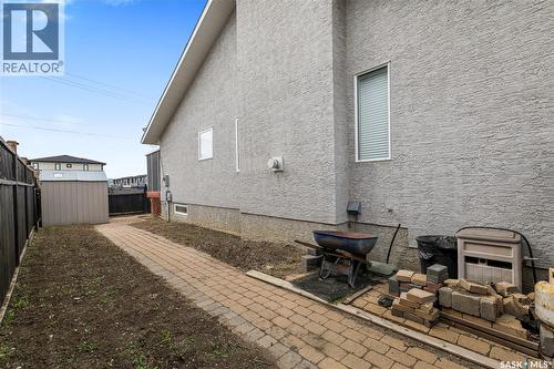 7323 Maple View Crescent, Regina, SK - Outdoor With Exterior