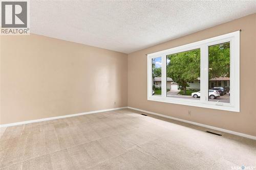 347 Trudelle Crescent, Regina, SK - Indoor Photo Showing Other Room
