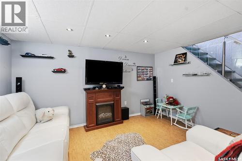 131 Ottawa Avenue S, Saskatoon, SK - Indoor